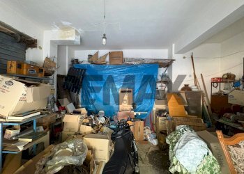 Dispensa di stoccaggio - Three-room apartment Via Giuseppe Verdi
 
3, Caltagirone - photo 10
