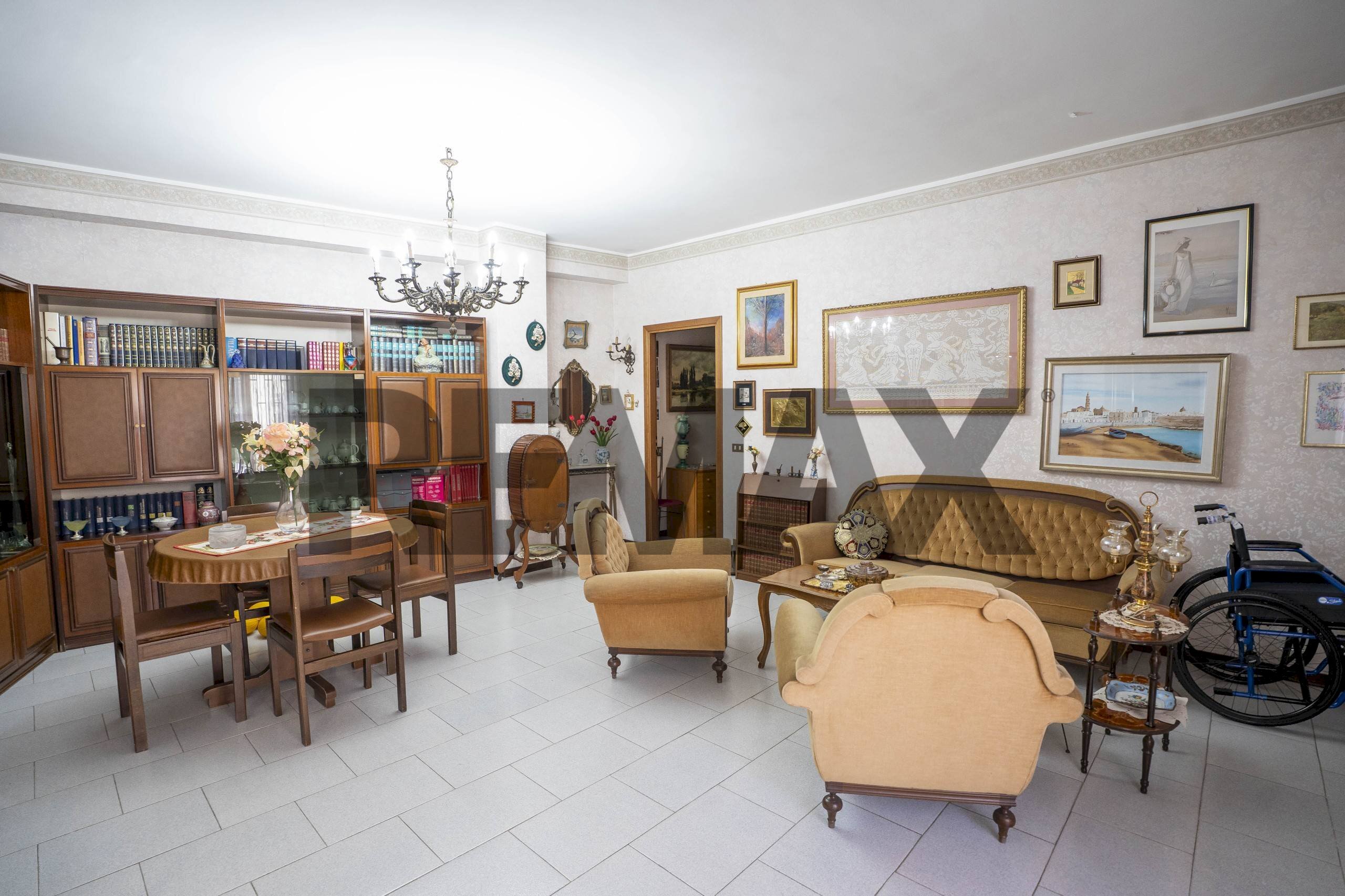 Sala da pranzo - Casa indipendente Via Calvario
 
61, Mascalucia - foto 1