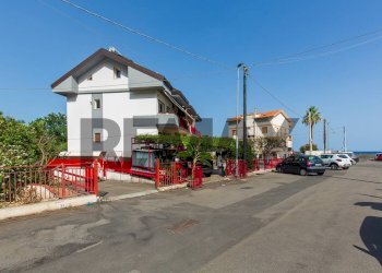 Casa all\'aperto - Trilocale Via Ascanio
 
snc, Acireale - foto 9