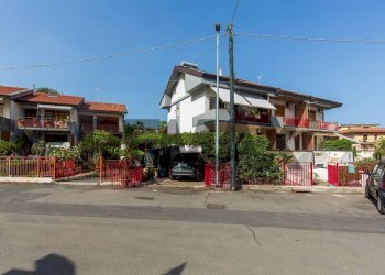 Casa all\'aperto - Trilocale Via Ascanio
 
snc, Acireale - foto 10