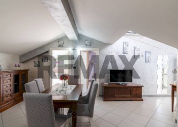 Sala da pranzo - Bilocale Via Giarre
 
18, Mascalucia - foto 7