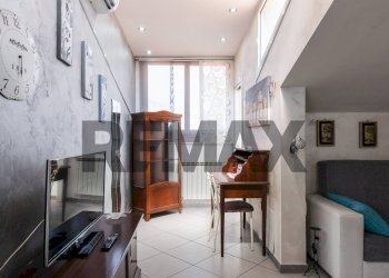 Soggiorno - Bilocale Via Giarre
 
18, Mascalucia - foto 11
