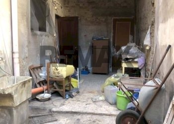 Dispensa di stoccaggio - Casa indipendente Via Archimede
 
98, Misterbianco - foto 18