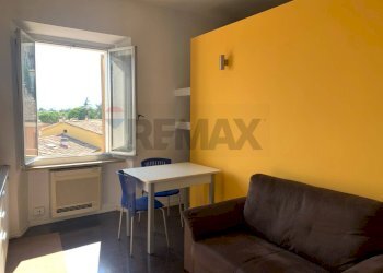 Sala da pranzo - Two-room apartment costa Mezzalancia
 
8, Jesi - photo 2