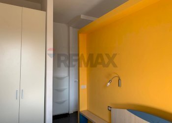 Camera / camera da letto - Two-room apartment costa Mezzalancia
 
8, Jesi - photo 8