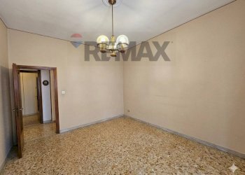 Stanza vuota - Quadrilocale Via Giovanni Santoro
 
14, Salerno - foto 11