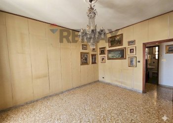 Stanza vuota - Quadrilocale Via Giovanni Santoro
 
14, Salerno - foto 27