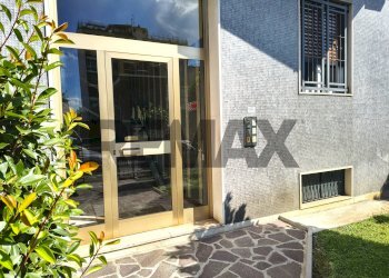 Casa all\'aperto - Trilocale via Oreste Pennati
 
1, Monza - foto 31