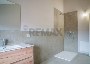 Bagno - Quadrilocale Via Puttina
 
16, Viadana - foto 30