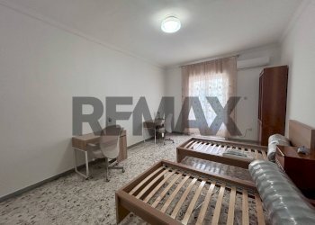 Camera / camera da letto - Terreno non edificabile via San Cristofaro
5, Portici - foto 8