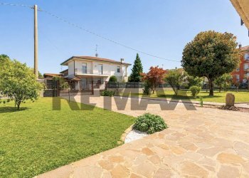 Giardino - Villa VIA PIETRO MASCAGNI
 
5, Cornate d'Adda - photo 8