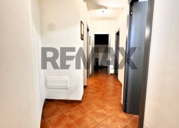 Hall / corridoio - Villa Via Greta Garbo
 
13, Roma - foto 8