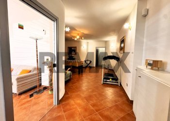 Hall / corridoio - Villa Via Greta Garbo
 
13, Roma - foto 13