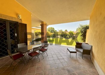 Terrazza - Villa Via Greta Garbo
 
13, Roma - foto 37