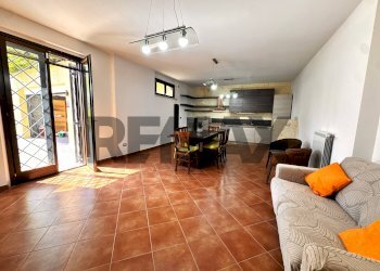 Sala da pranzo - Villa Via Greta Garbo
 
13, Roma - foto 62