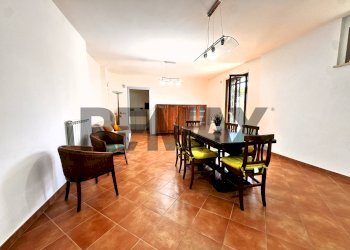 Sala da pranzo - Villa Via Greta Garbo
 
13, Roma - foto 63
