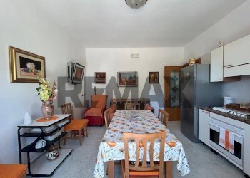 Sala da pranzo - Appartamento Contrada Defensola
 
SNC, Vieste - foto 7