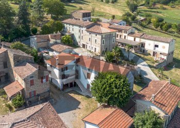 Casa all\'aperto - Casa semi indipendente Strada Iggio
 
-, Pellegrino Parmense - foto 3