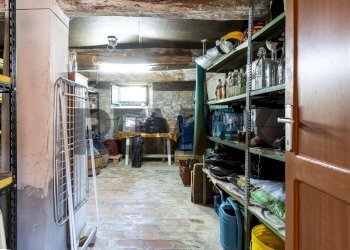 Dispensa di stoccaggio - Casa semi indipendente Strada Iggio
 
-, Pellegrino Parmense - foto 15
