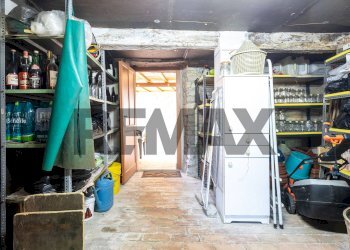 Dispensa di stoccaggio - Casa semi indipendente Strada Iggio
 
-, Pellegrino Parmense - foto 17
