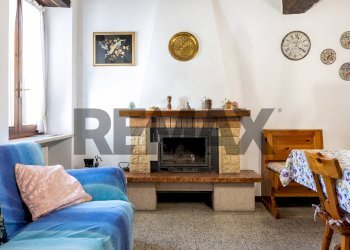 Soggiorno - Casa semi indipendente Strada Iggio
 
-, Pellegrino Parmense - foto 26