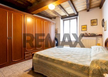 Camera / camera da letto - Casa semi indipendente Strada Iggio
 
-, Pellegrino Parmense - foto 28