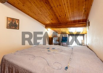 Camera / camera da letto - Casa semi indipendente Strada Iggio
 
-, Pellegrino Parmense - foto 46