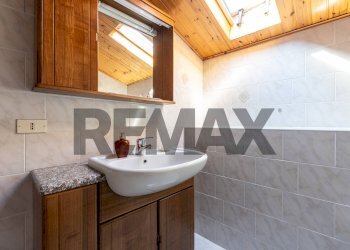 Bagno - Casa semi indipendente Strada Iggio
 
-, Pellegrino Parmense - foto 52