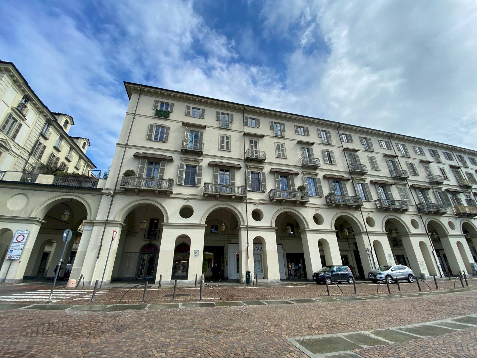 Foto 1 - Bilocale Piazza Vittorio Veneto
 
7, Torino - foto 1
