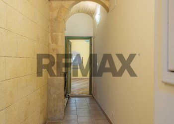 Hall / corridoio - Three-room apartment Via Esperson
 
16, Sassari - photo 16
