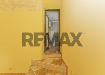 Scale - Three-room apartment Via Esperson
 
16, Sassari - photo 26