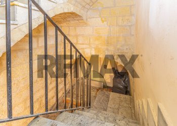 Scale - Three-room apartment Via Esperson
 
16, Sassari - photo 37