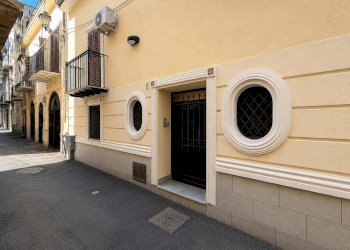 Foto 1 - Trilocale Vicolo Forno Ai Maestri D'acqua
 
7, Palermo - foto 1