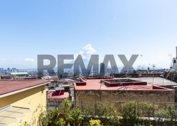 Edificio all\'aperto - Trilocale Corso Vittorio Emanuele
 
SNC, Napoli - foto 3