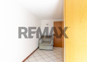 Hall / corridoio - Trilocale Corso Vittorio Emanuele
 
SNC, Napoli - foto 25