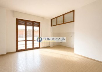 cucina - Trilocale Via Pisa
 
22, Massa - foto 9