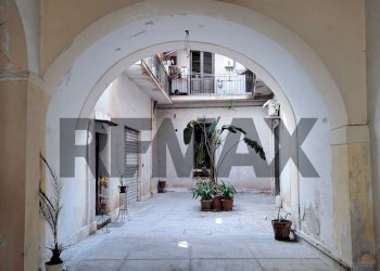 Terrazza - Apartment via Lungarini
20, Palermo - photo 3