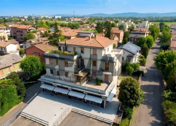 Edificio all\'aperto - Appartamento Via Rovani
 
2, Reggio nell'Emilia - foto 2