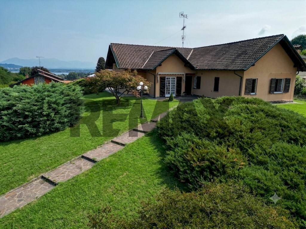 Casa all\'aperto - Semi-detached house Via Puccini
 
2, Dormelletto - photo 1