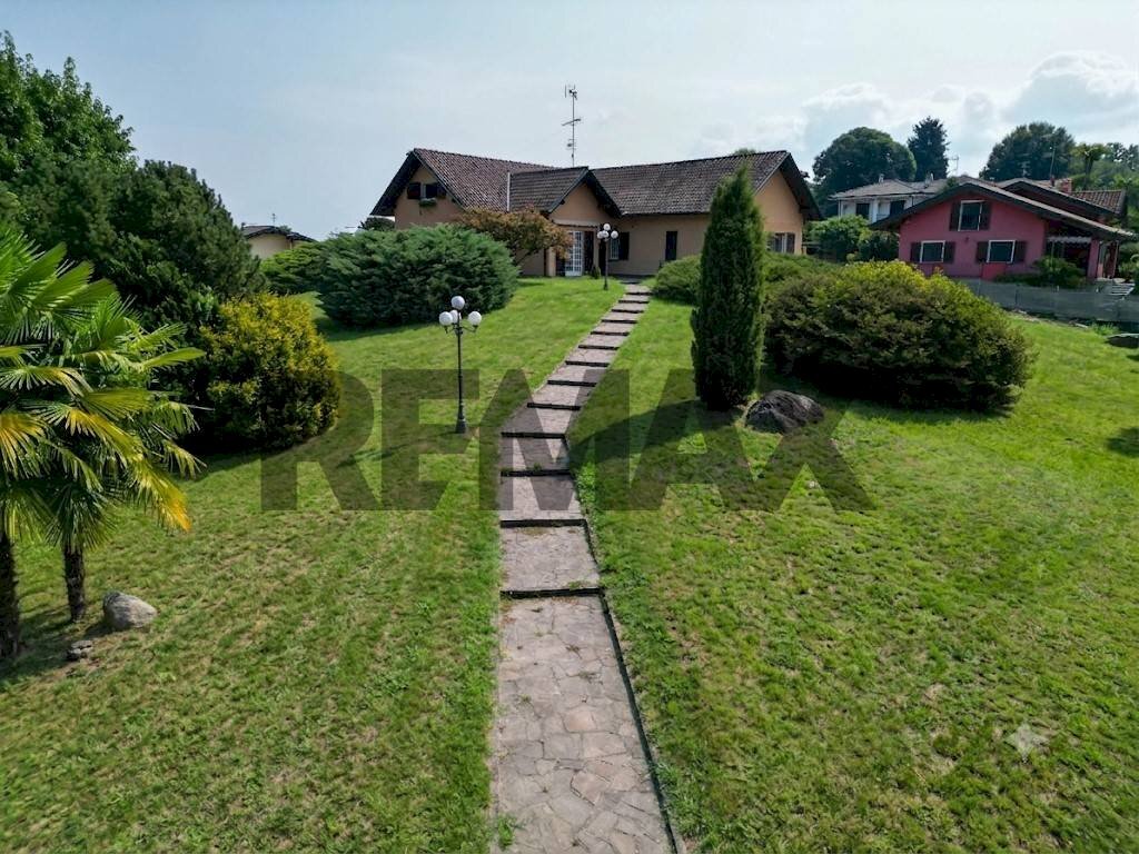 Giardino - Semi-detached house Via Puccini
 
2, Dormelletto - photo 2
