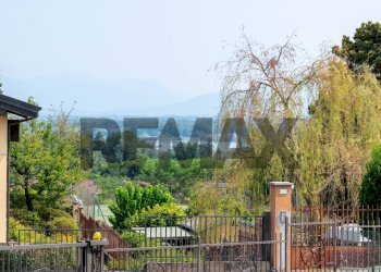 Vista delle montagne - Casa semi indipendente Via Puccini
 
2, Dormelletto - foto 24