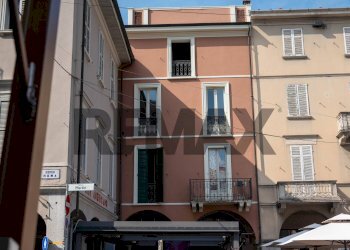 Edificio all\'aperto - Two-room apartment Piazza Martiri
 
28, Borgomanero - photo 11