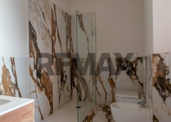 Bagno - Two-room apartment Piazza Martiri
 
28, Borgomanero - photo 14