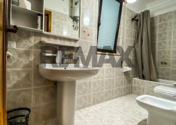 Bagno - Casa indipendente Via Athena
snc, Carovigno - foto 11