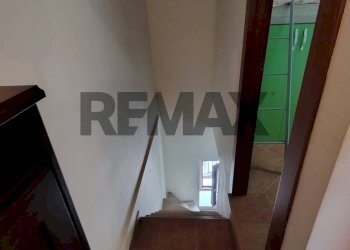 Scale - Casa semi indipendente Via Portanova
 
32, Torella del Sannio - foto 24
