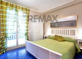 Camera / camera da letto - Four-room apartment Via Francesco Crispi
 
90, Terrasini - photo 21