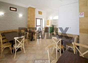 Sala da pranzo - Locale Commerciale Viale Regina Elena
 
28, Trapani - foto 10