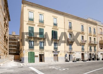 Edificio all\'aperto - Locale Commerciale Viale Regina Elena
 
28, Trapani - foto 17
