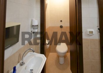 Bagno - Locale Commerciale Viale Regina Elena
 
28, Trapani - foto 19