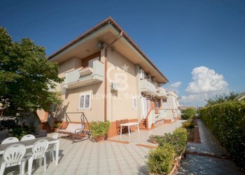 Foto 14 - Villa Via Enrico De Nicola
 
12, Crispiano - foto 14